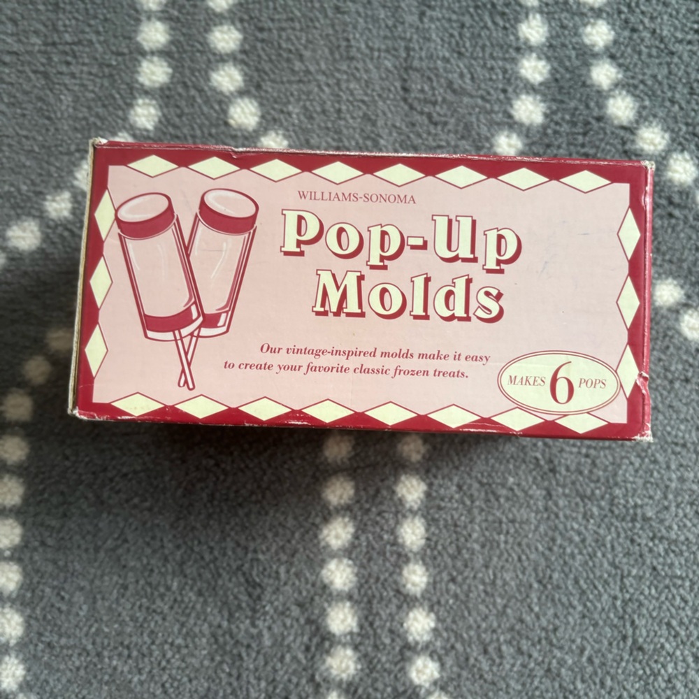 Williams Sonoma - Pop-up Molds for frozen pops